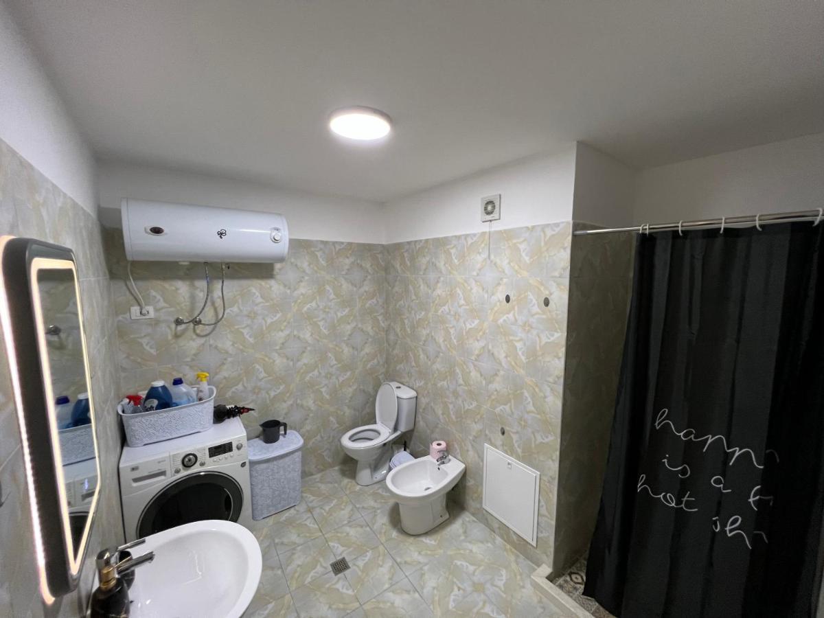 Lift @Vollga With Bbq And Patio Apartment Драч Екстериор снимка